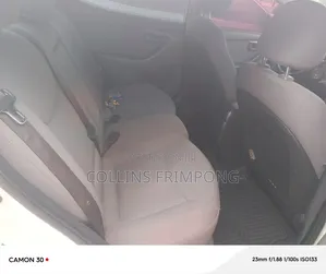 Hyundai Elantra 2014 White