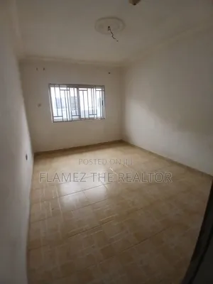 5bdrm House in Acp, Kwabenya for rent