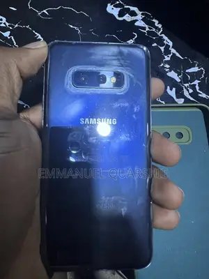 Samsung Galaxy S10e 128 GB Black