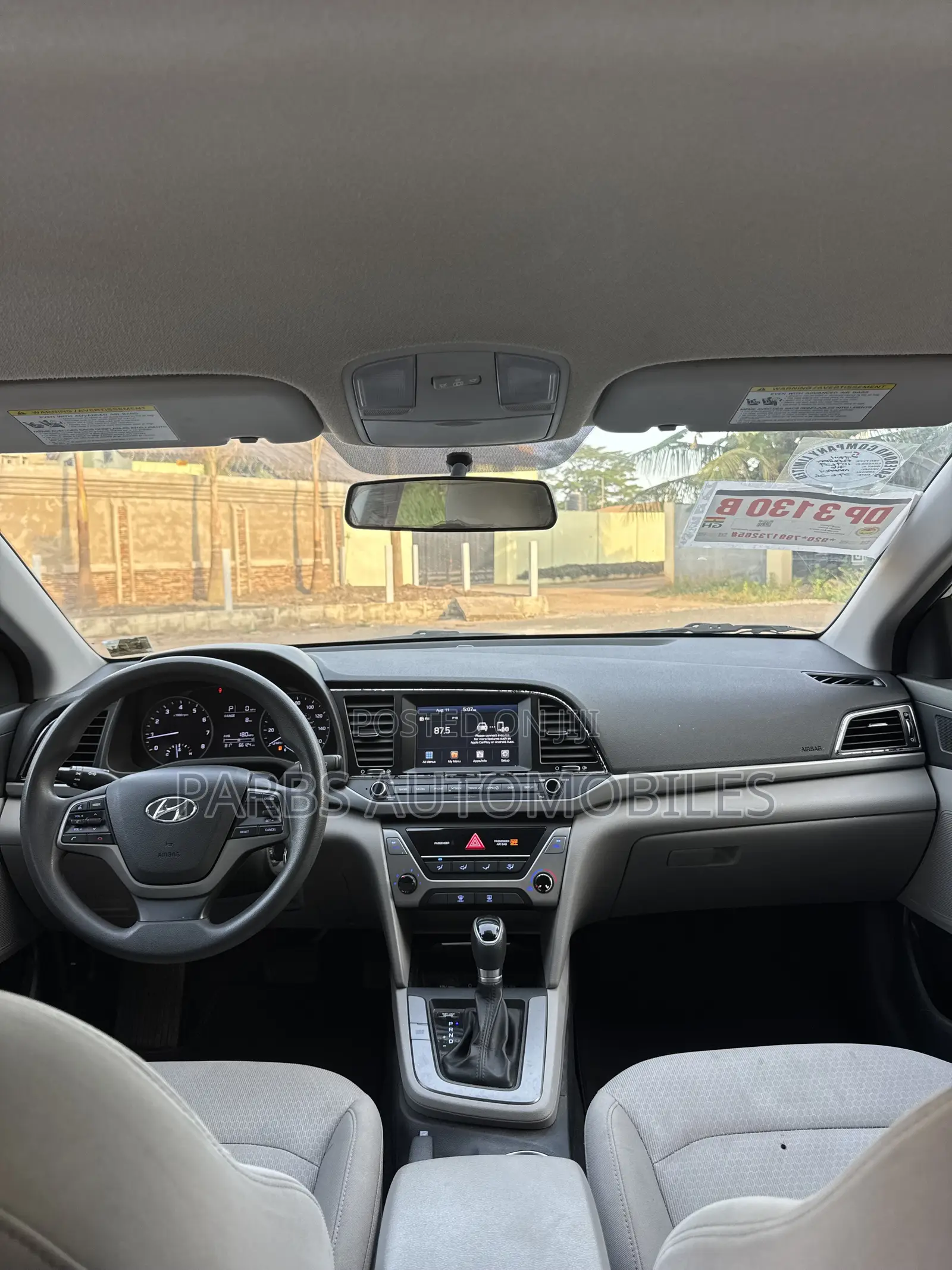 Hyundai Elantra SE Sedan FWD (2.0L 4cyl 6M) 2017 White