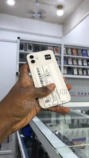 Apple iPhone 12 64 GB White