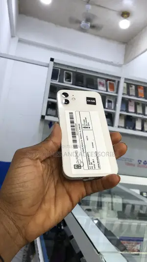 Apple iPhone 12 64 GB White