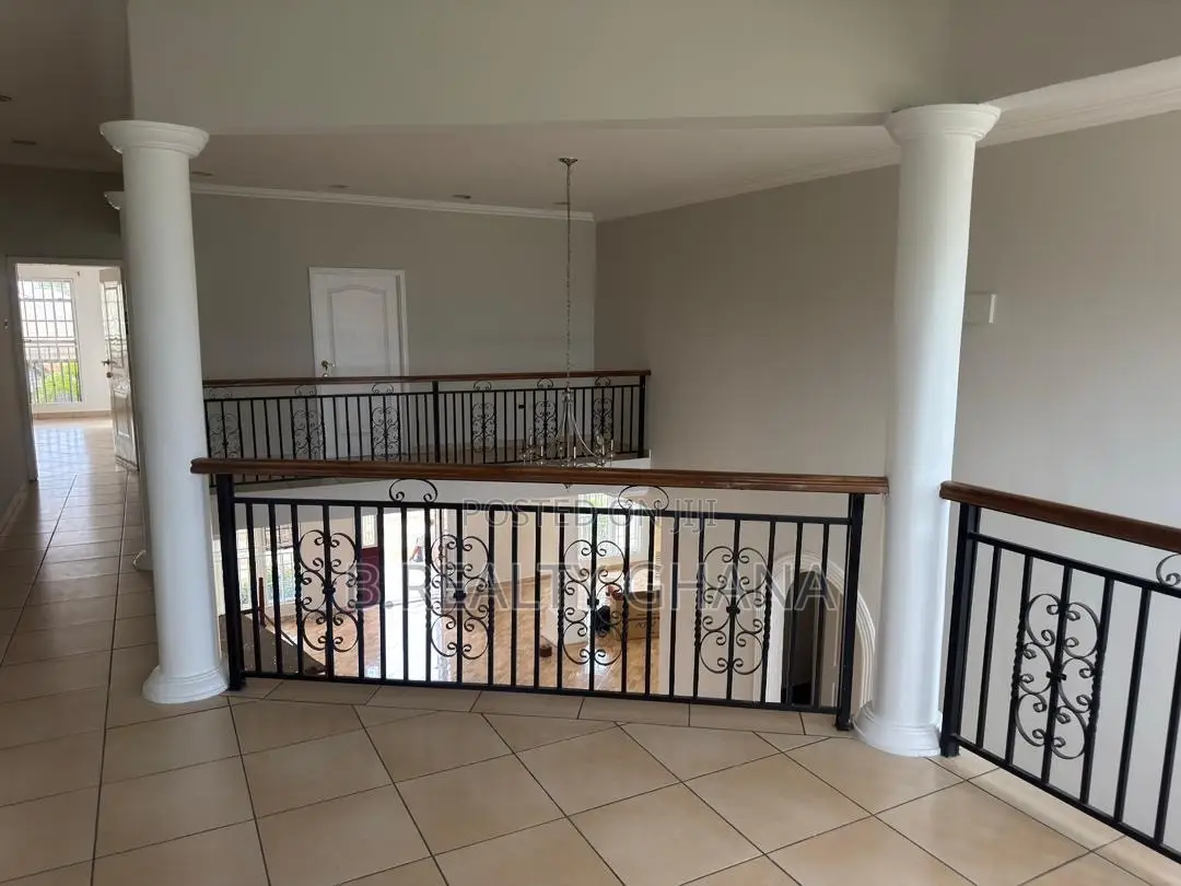 4bdrm House in East Legon for rent