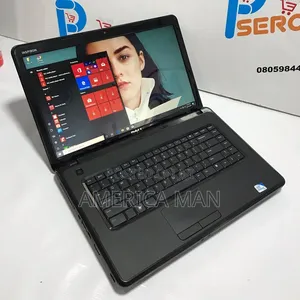 Laptop Dell Inspiron M501R 3GB AMD A4 HDD 320GB