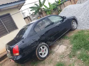 Hyundai Elantra 2001 Black