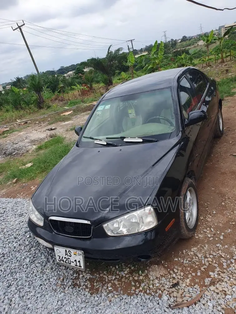 Hyundai Elantra 2001 Black