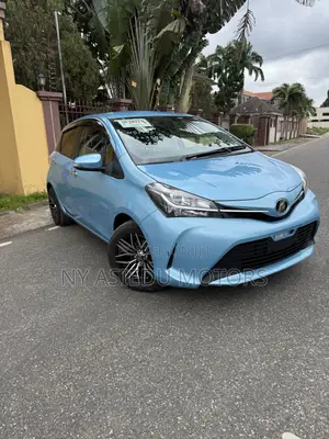 Toyota Vitz 1.3 FWD 3dr 2016 Blue