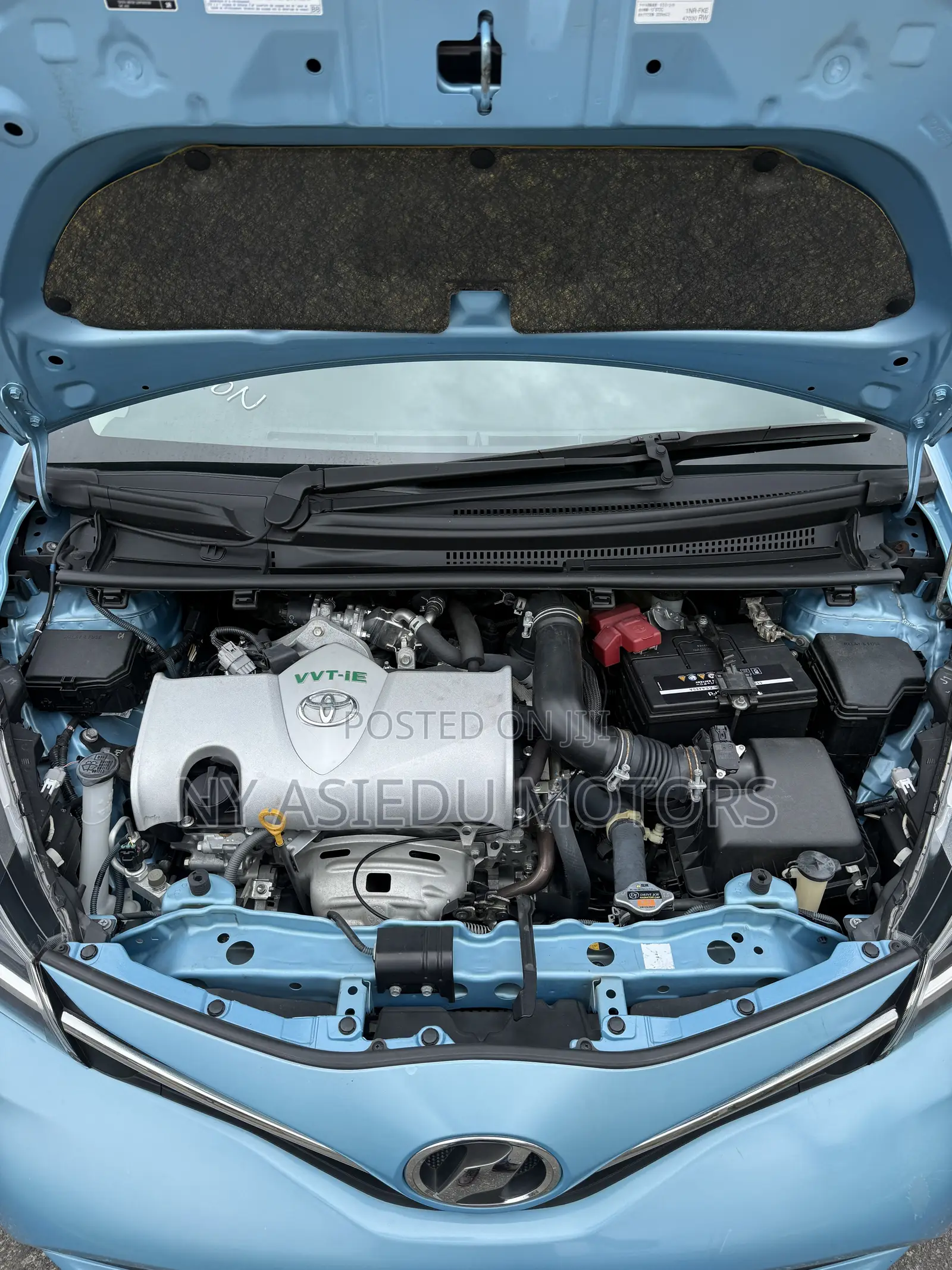 Toyota Vitz 1.3 FWD 3dr 2016 Blue