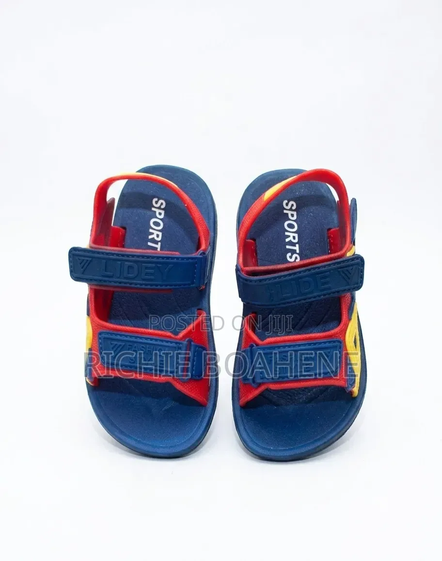 Sandals Size 27