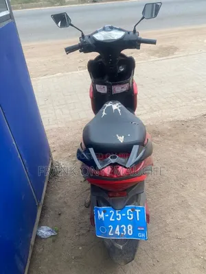 Royal Motorcycle 2025 Red