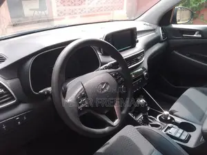 Hyundai Tucson SE AWD 2019 Gray