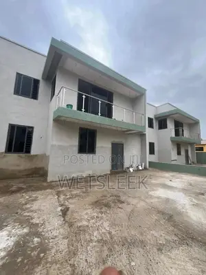 4bdrm House in Achimota Kiggsby, Mile 7 for rent