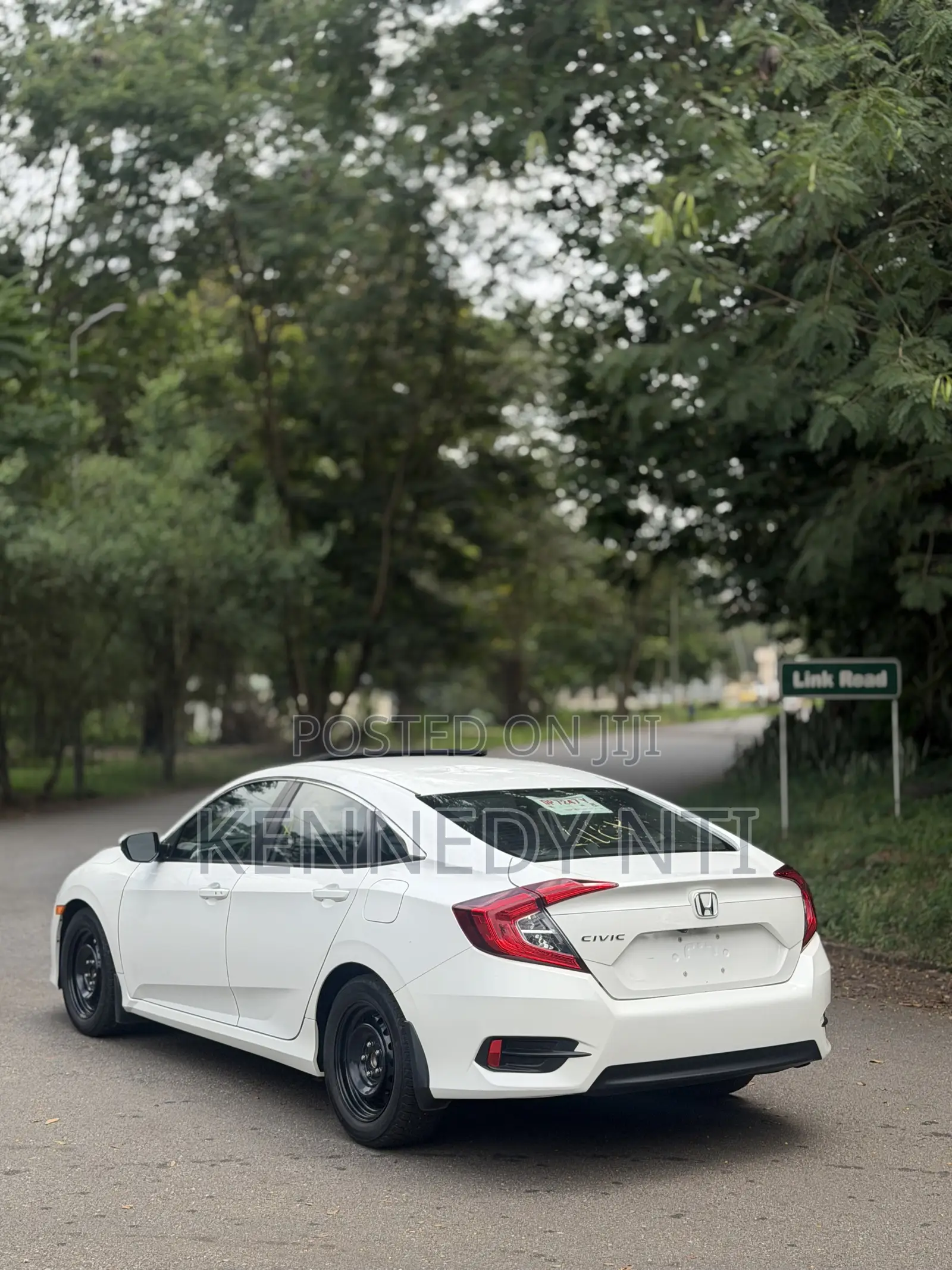 Honda Civic EX 4dr Sedan (2.0L 4cyl) 2017 White