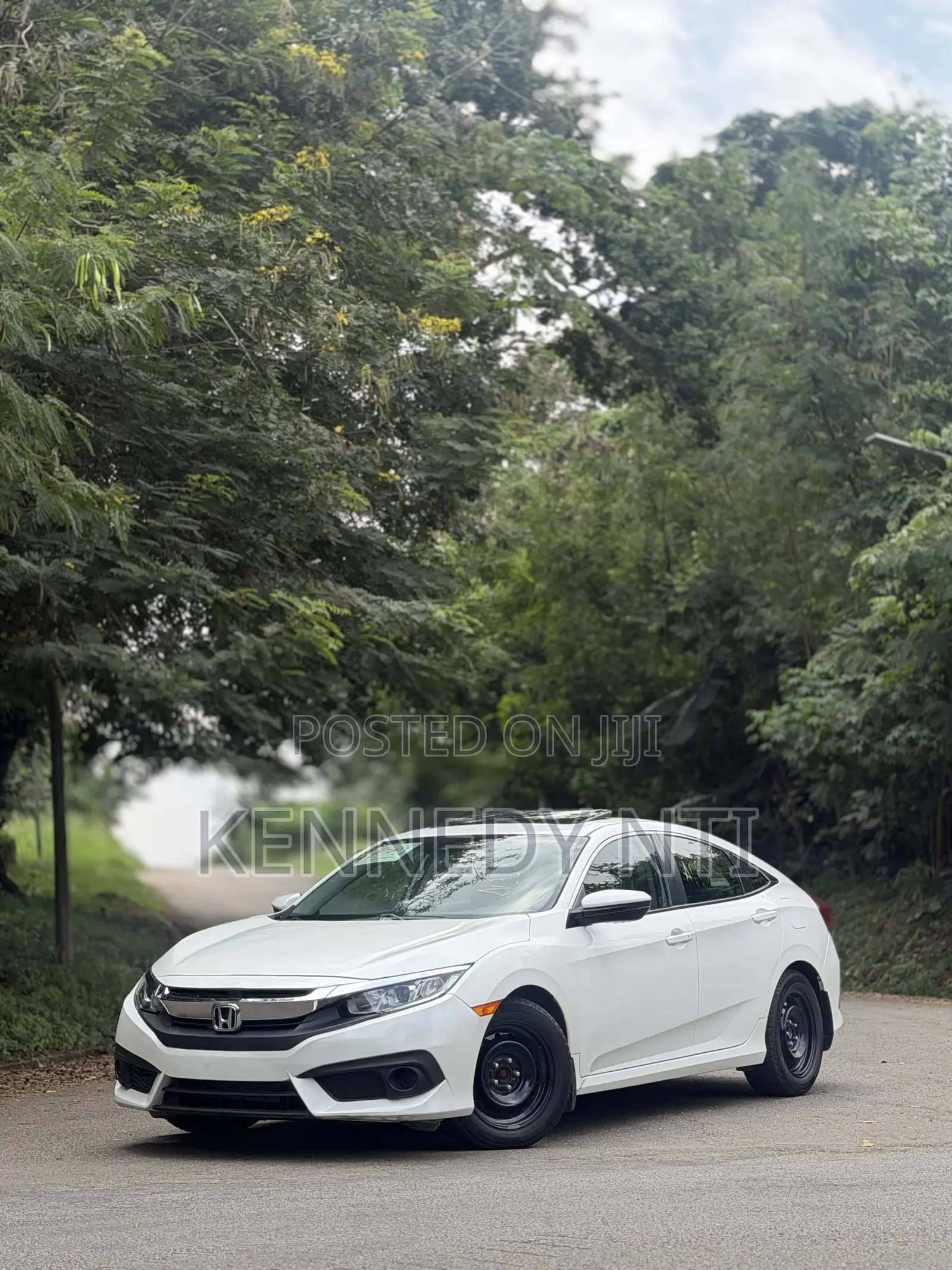 Honda Civic EX 4dr Sedan (2.0L 4cyl) 2017 White