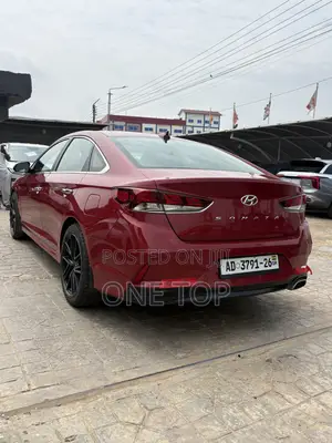 Hyundai Sonata Sport Sedan FWD (2.4L 4cyl 6A) 2017 Red