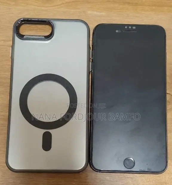 New Apple iPhone 8 Plus 64 GB Black