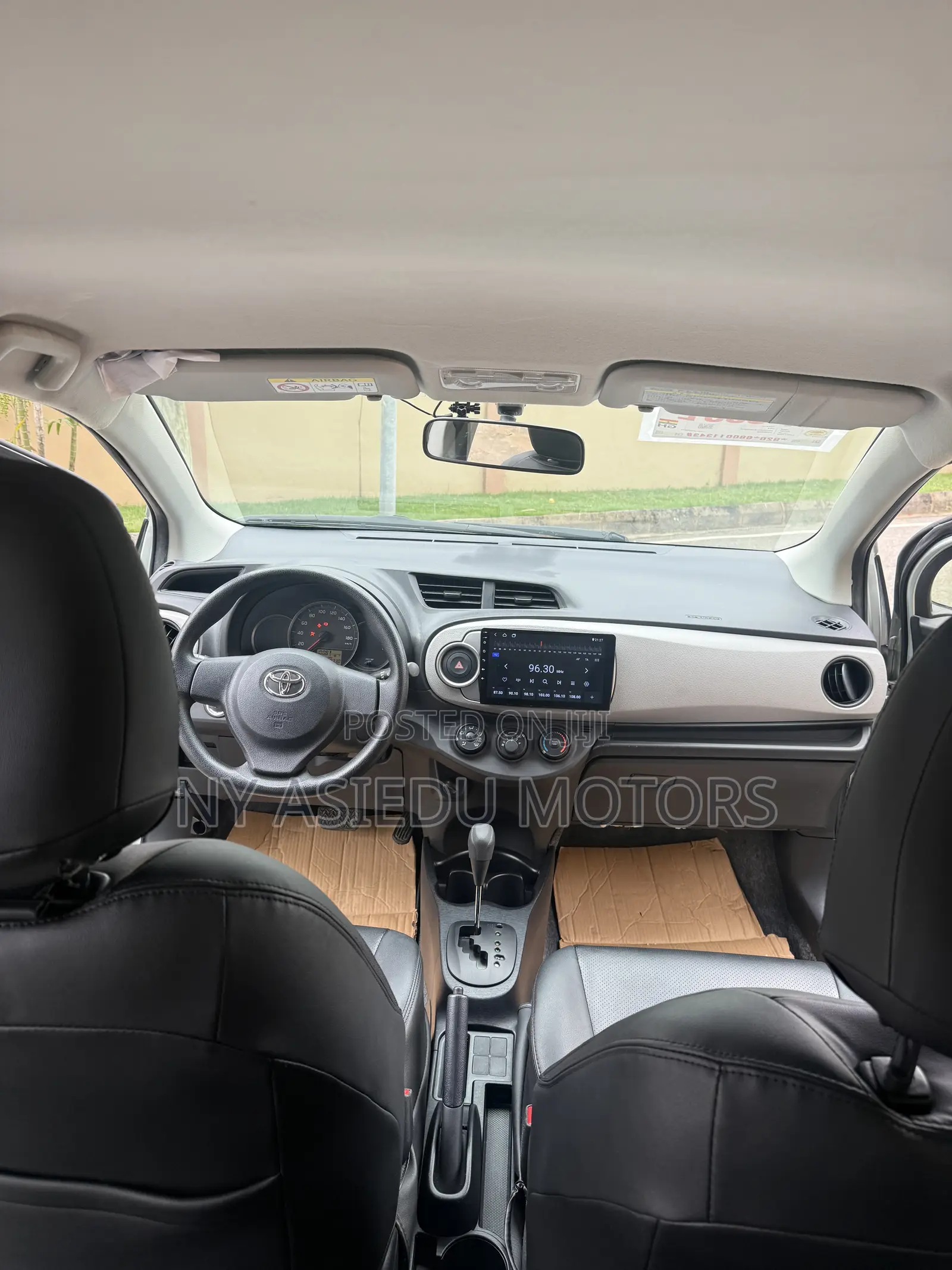 Toyota Vitz 1.3 FWD 5dr 2014 Green
