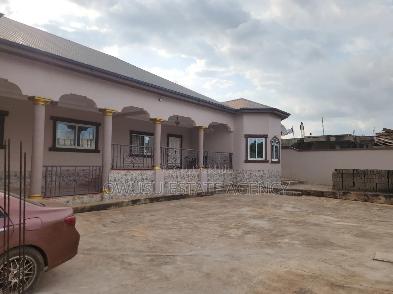 5bdrm House in Kronum Afrancho, Kumasi Metropolitan for sale