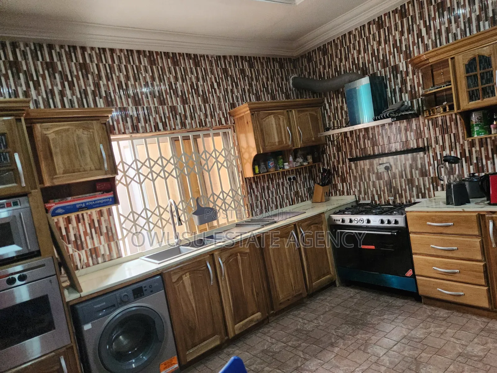 5bdrm House in Kronum Afrancho, Kumasi Metropolitan for sale