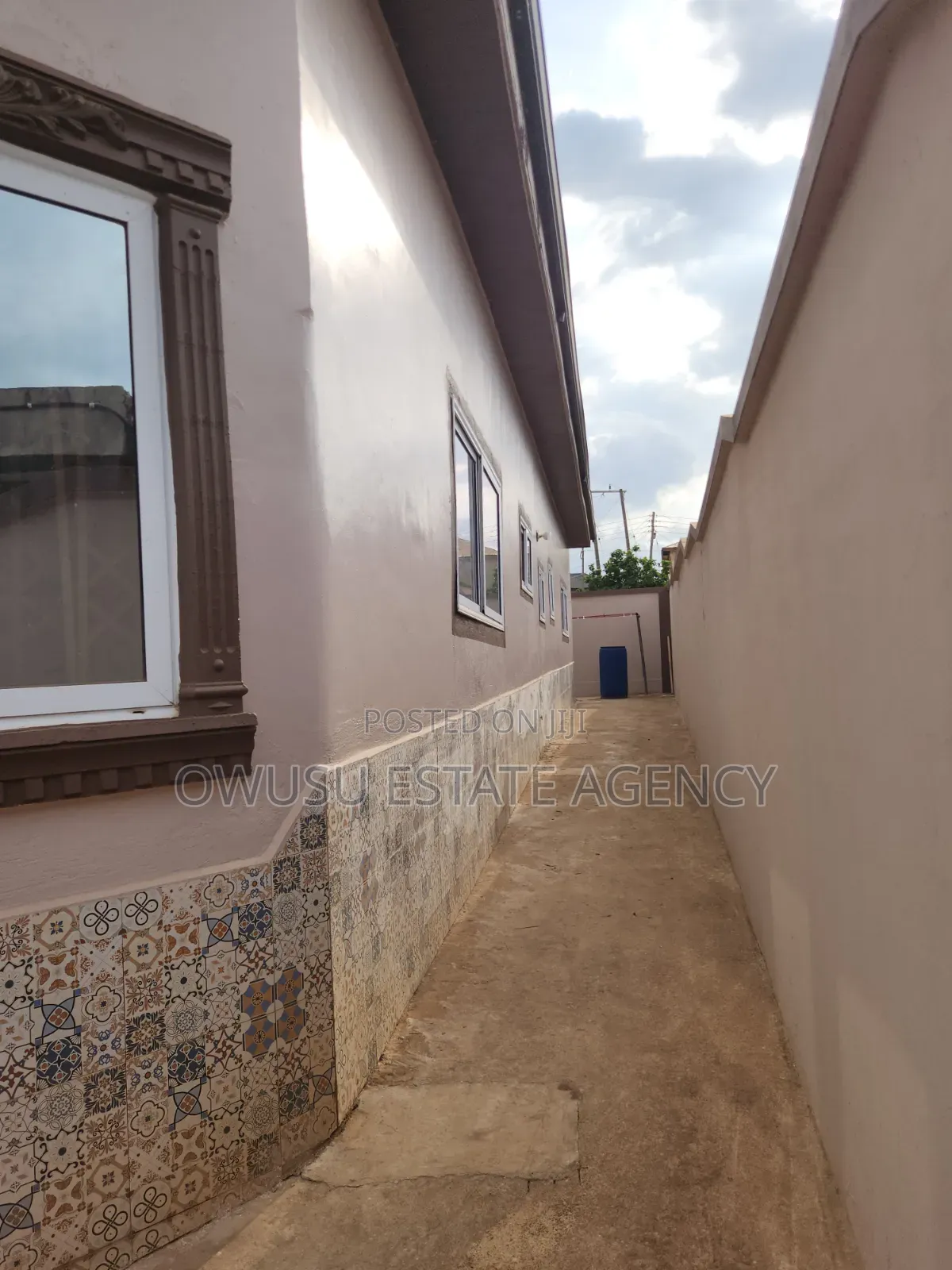 5bdrm House in Kronum Afrancho, Kumasi Metropolitan for sale