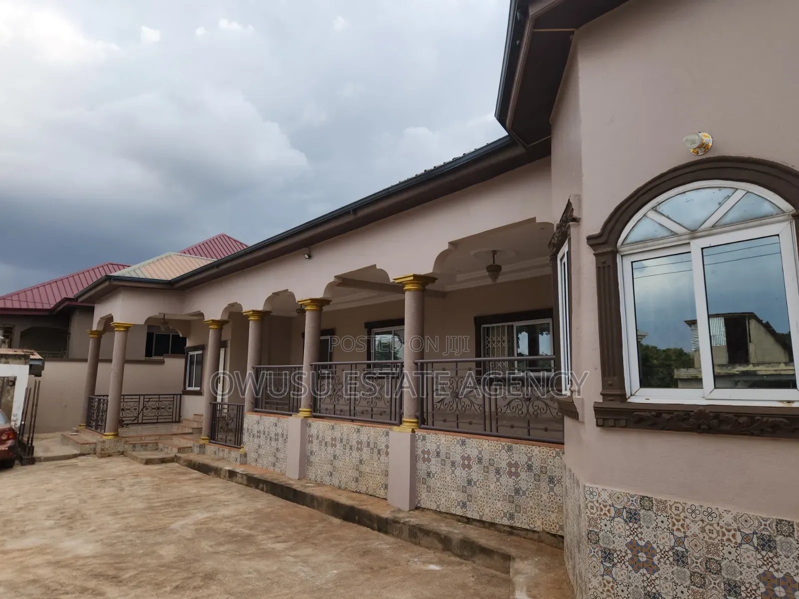 5bdrm House in Kronum Afrancho, Kumasi Metropolitan for sale