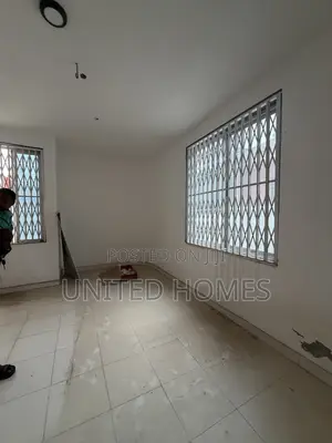 5bdrm Apartment in Weija for rent