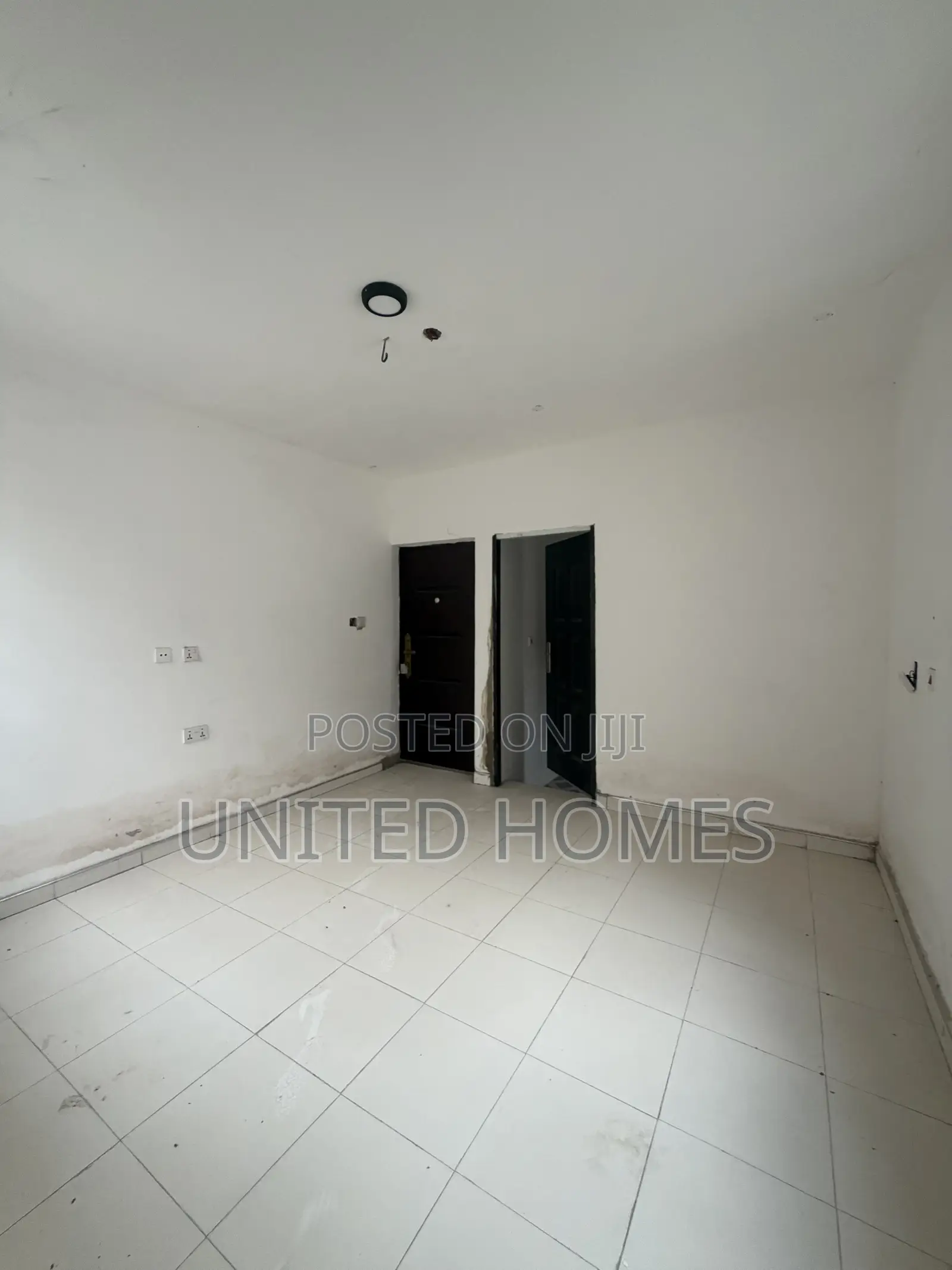 5bdrm Apartment in Weija for rent