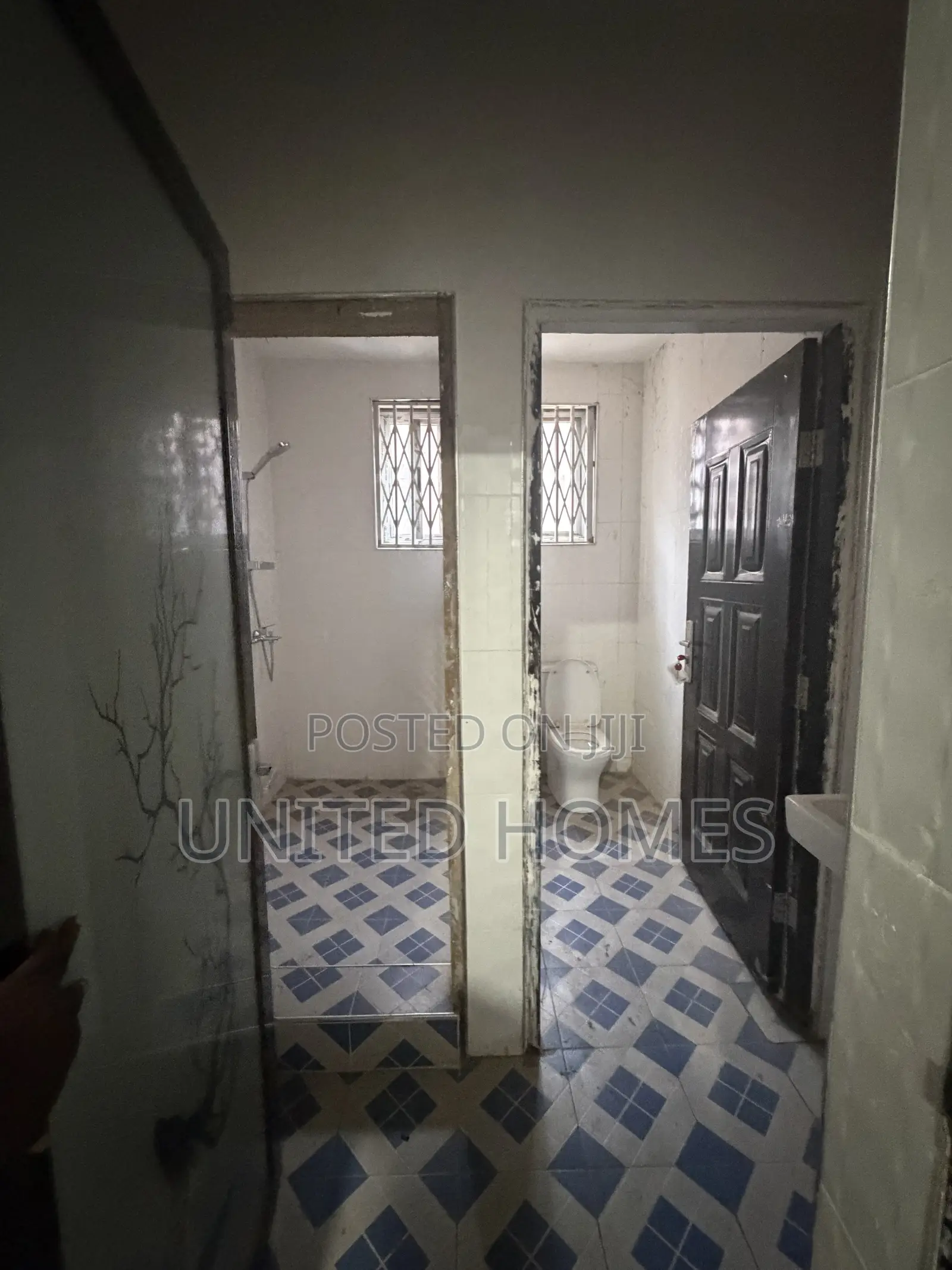 5bdrm Apartment in Weija for rent