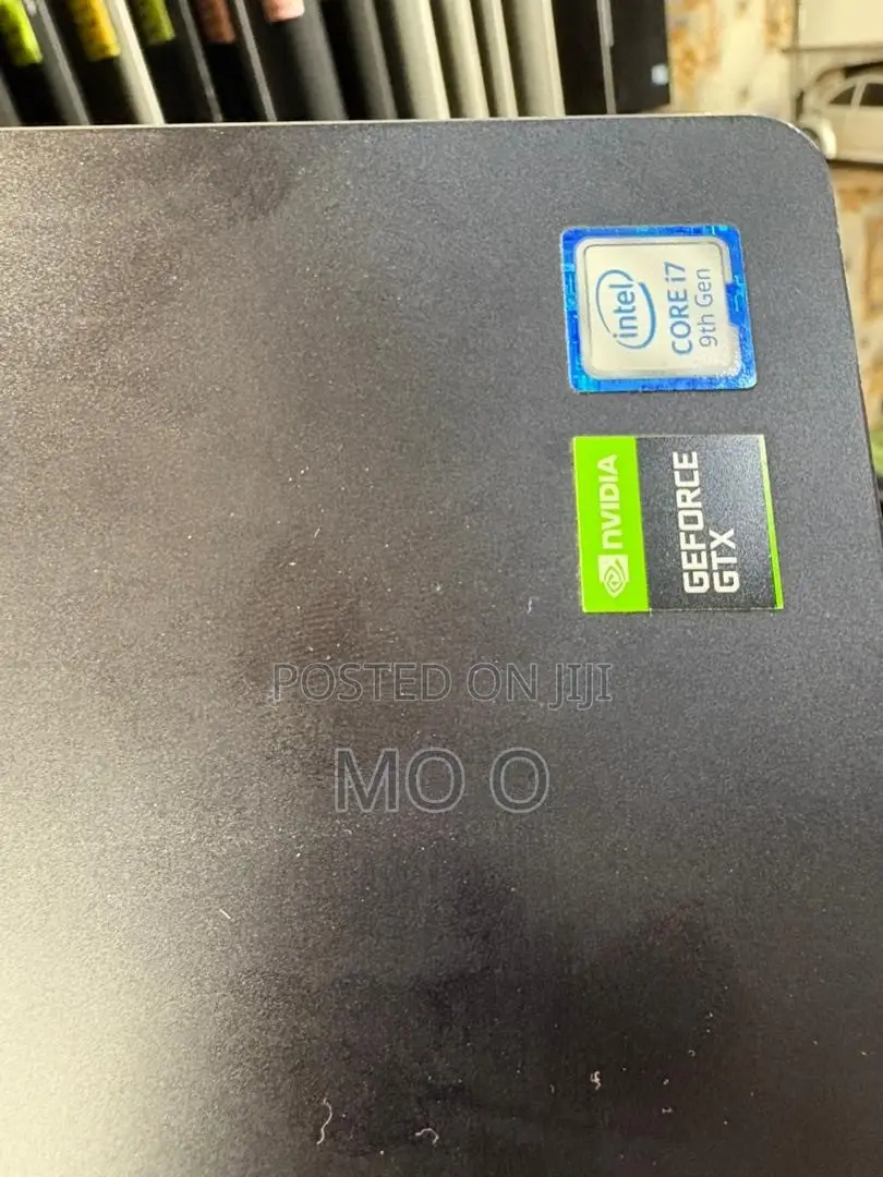 Laptop Dell Vostro 7510 16GB Intel Core i7 SSD 256GB