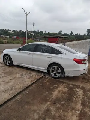 Honda Accord 2019 White