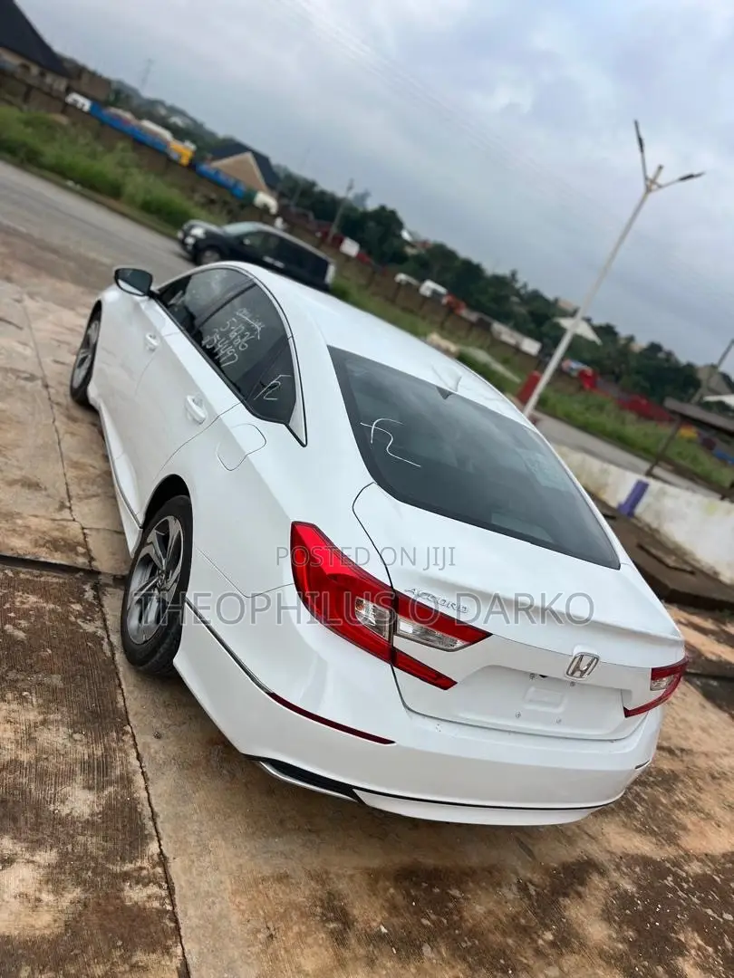 Honda Accord 2019 White