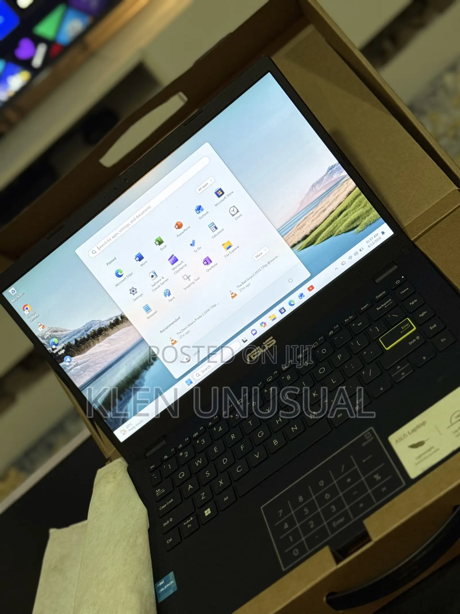 Laptop Asus 4GB Intel Celeron SSD 72GB