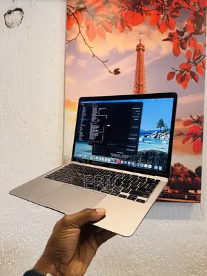Laptop Apple MacBook Air 2020 M1 8GB Apple M1 SSD 512GB