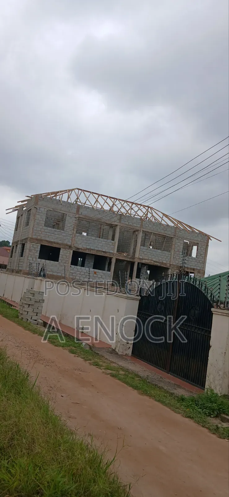 Materials for Rent With Carpenter