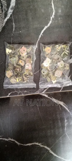 Metal Hanging Brackets