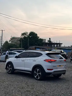Hyundai Tucson Limited AWD 2019 White