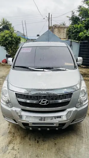 Hyundai Starex 2014 Silver