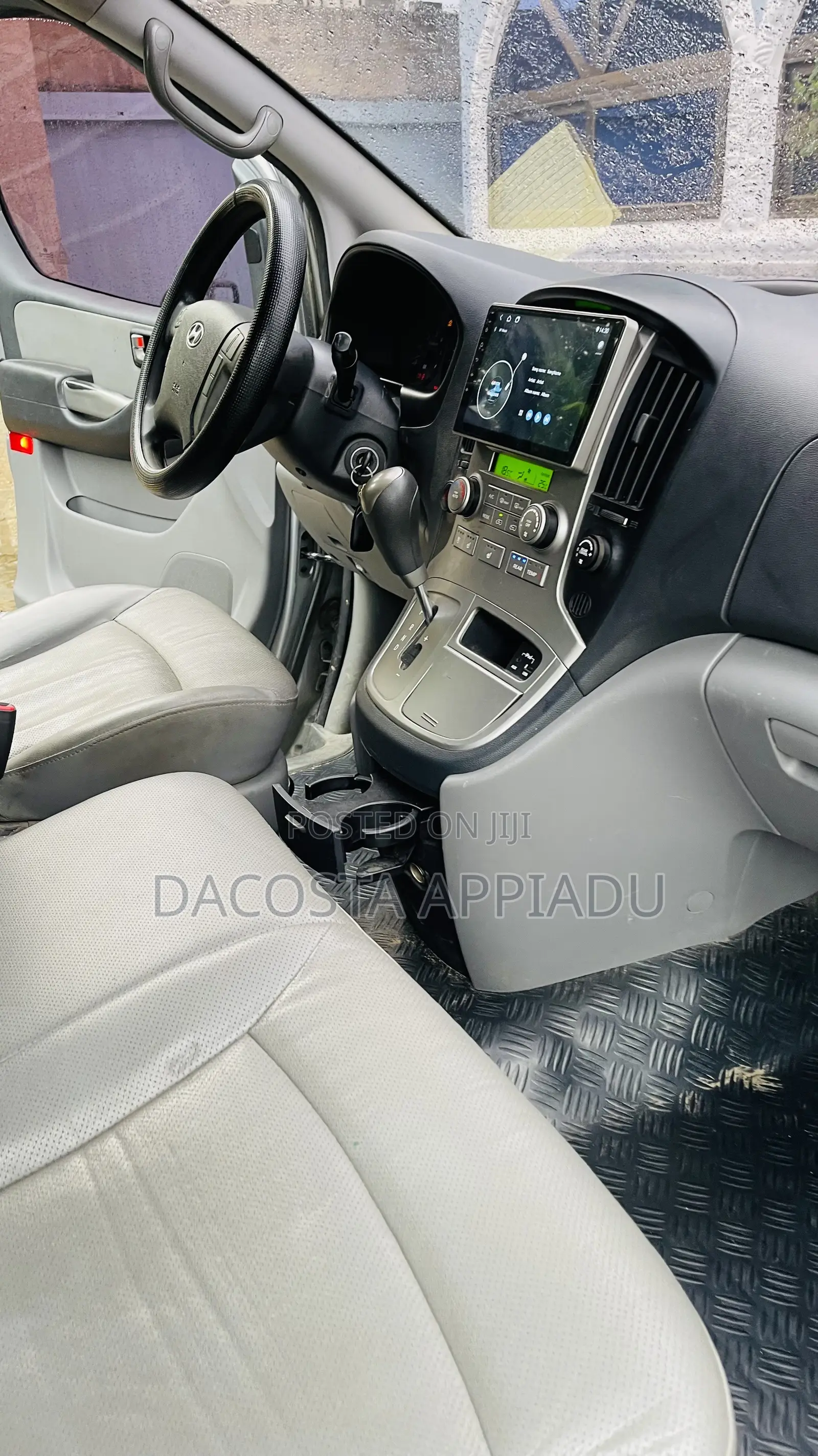 Hyundai Starex 2014 Silver