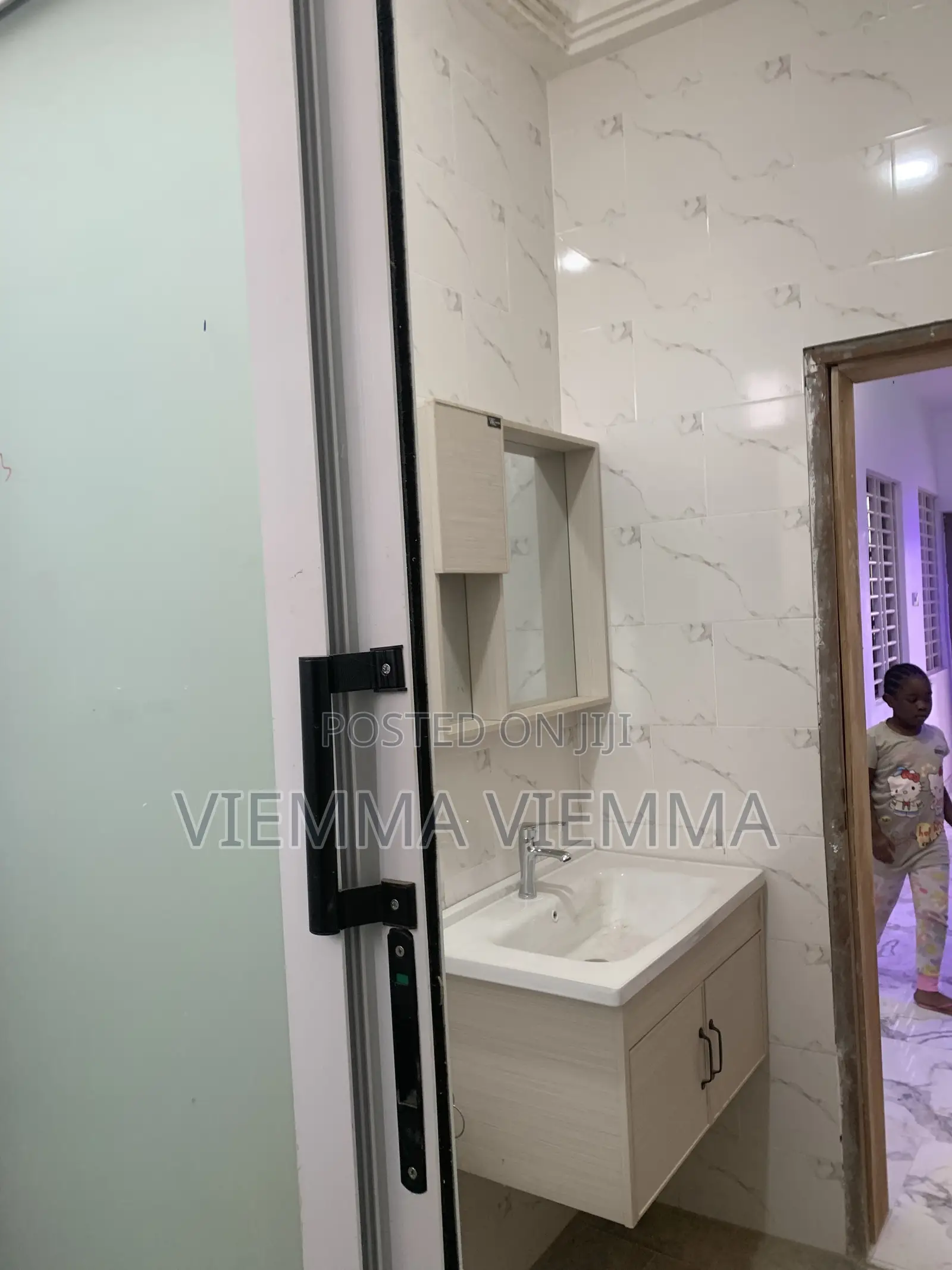 1bdrm Apartment in Oyibi for rent