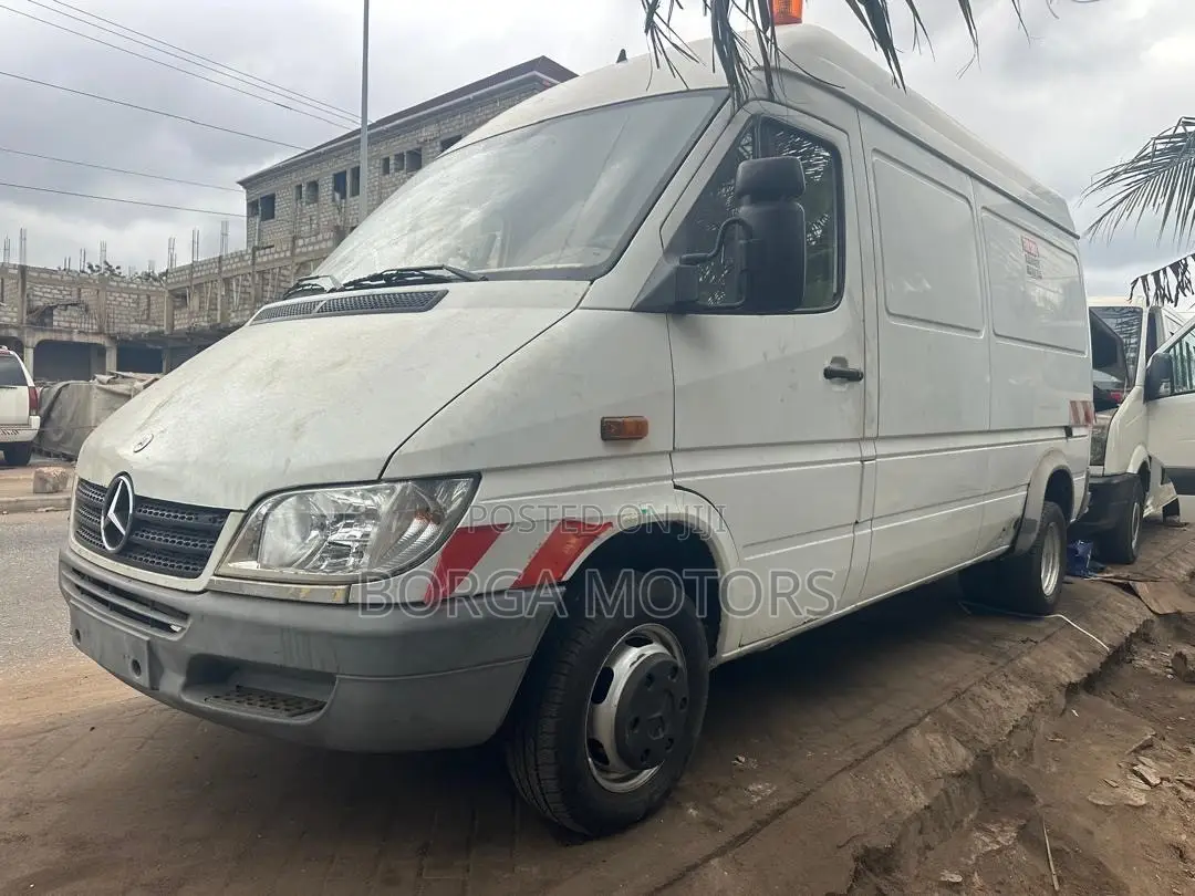 Mercedes-Benz Sprinter 2009 White