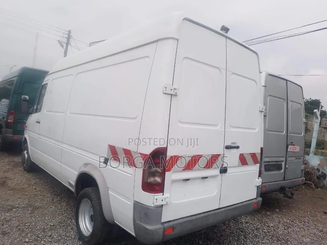 Mercedes-Benz Sprinter 2009 White