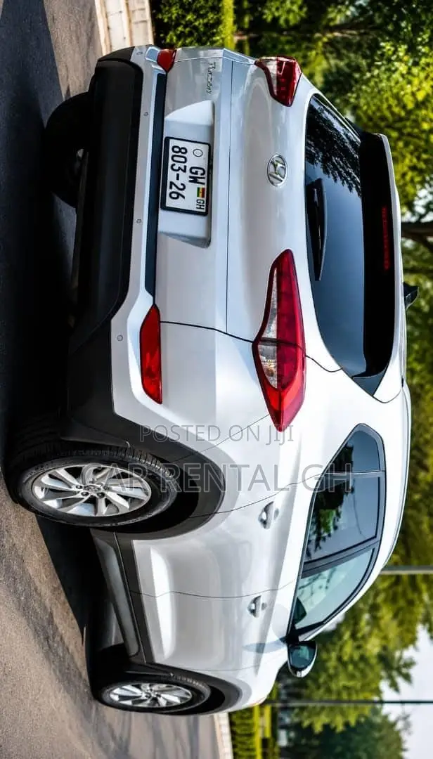 Hyundai Tucson for Rent – Comfort, Style & Reliability