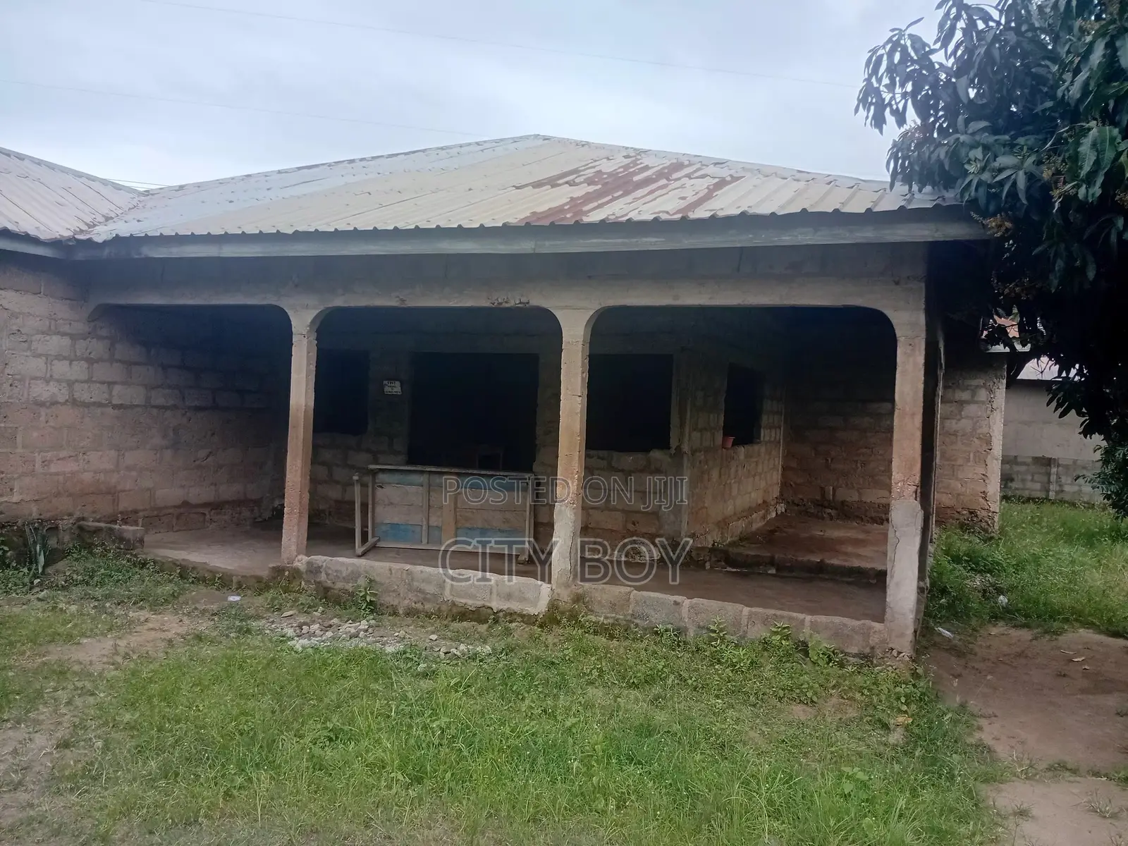 5bdrm House in Manhean for sale