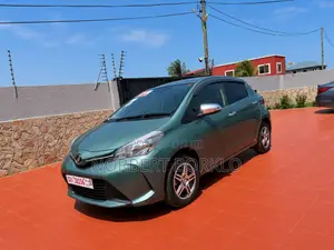 Toyota Vitz 2015 Green