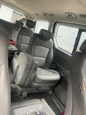 Hyundai Starex 2015 Silver