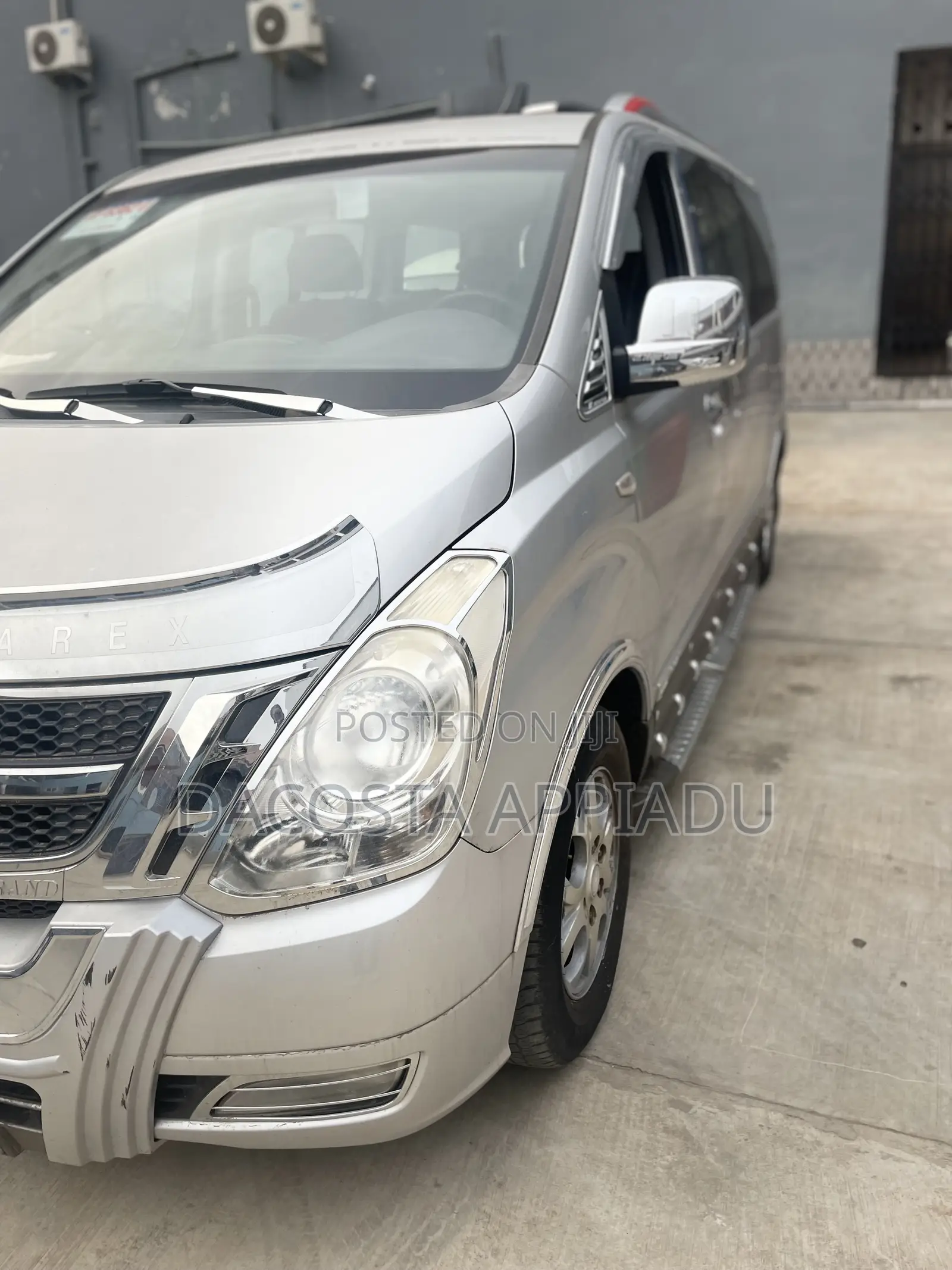 Hyundai Starex 2015 Silver
