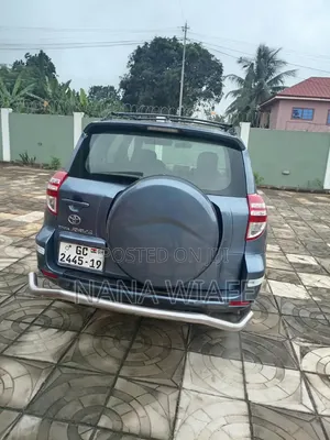 Toyota RAV4 2012 Brown