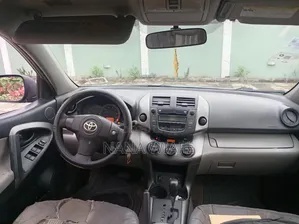 Toyota RAV4 2012 Brown