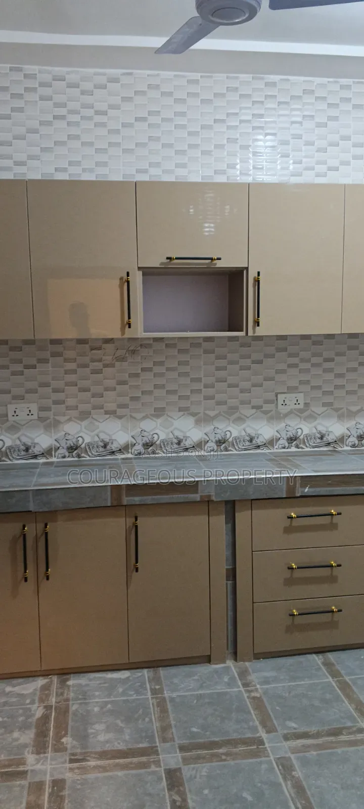 2bdrm Apartment in Ablekuma Sanitary, Pentecost for rent