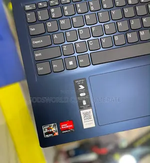 Laptop Lenovo IdeaPad 1 8GB AMD Ryzen 5 SSD 256GB